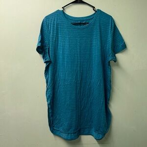 Womens short sleeve shirt